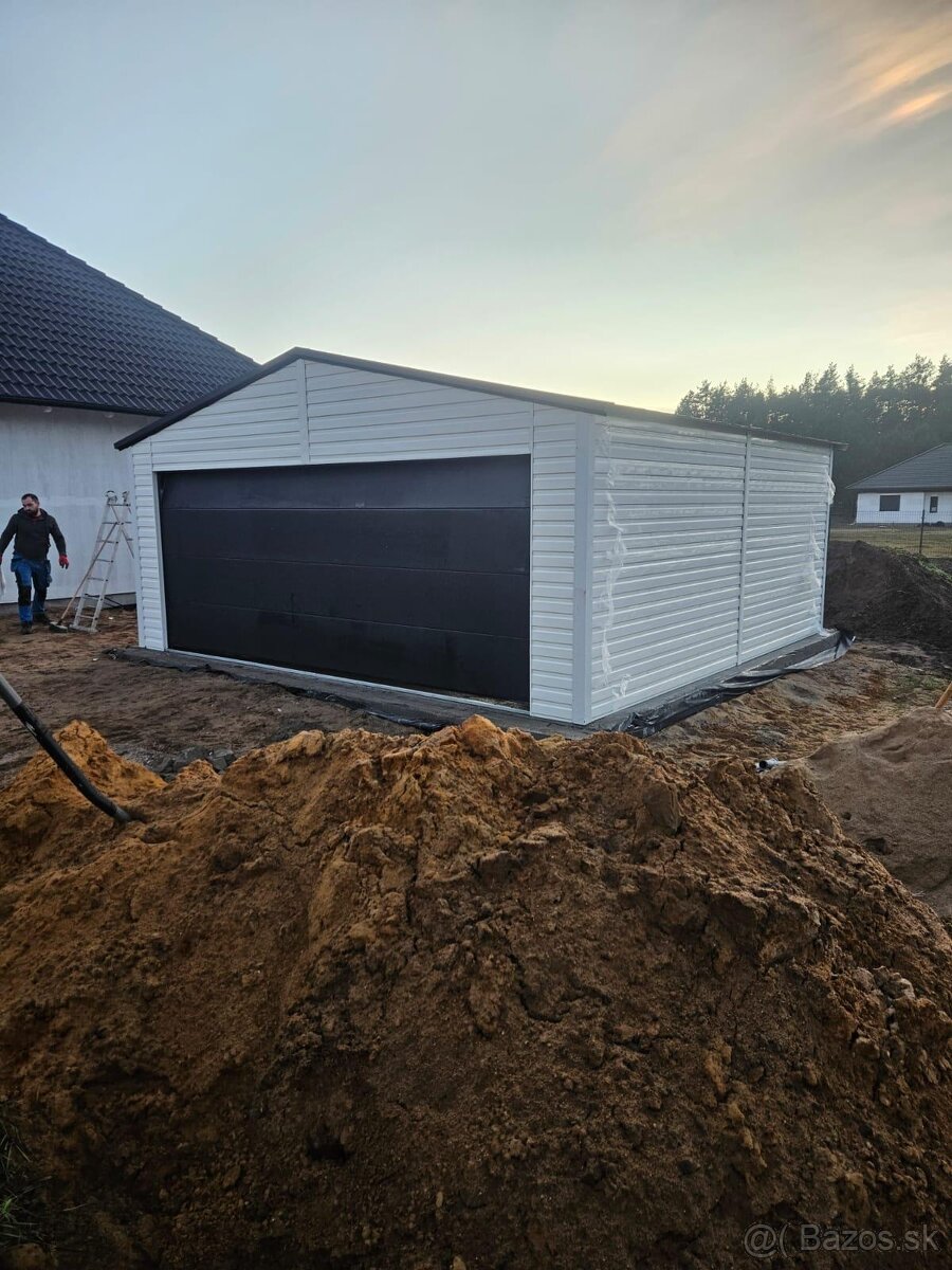 Plechová garáž 6x5,5m - 2
