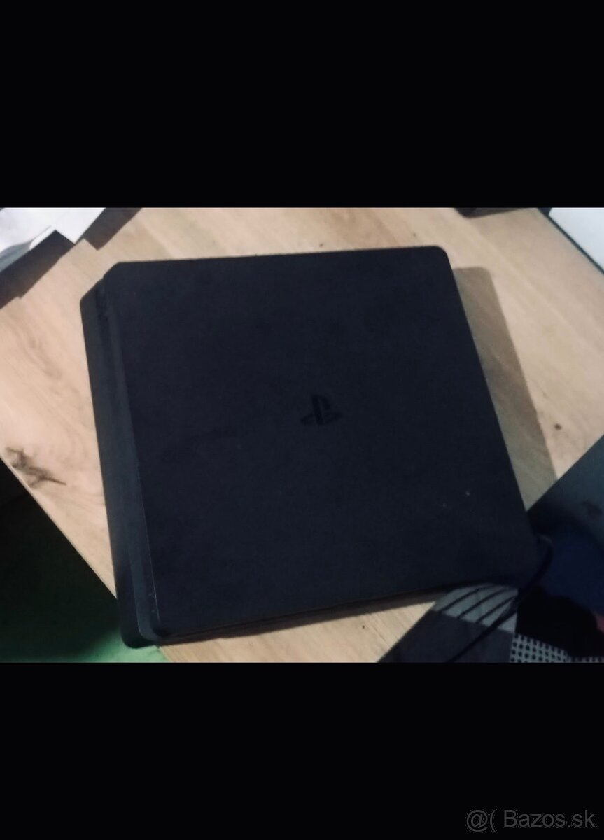 Playstation 4 - 2