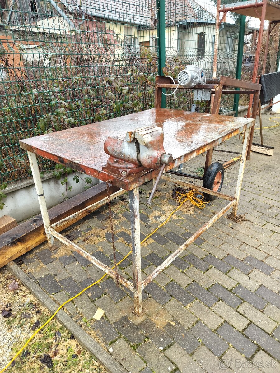 Pracovný stôl železný so znerakom - 2