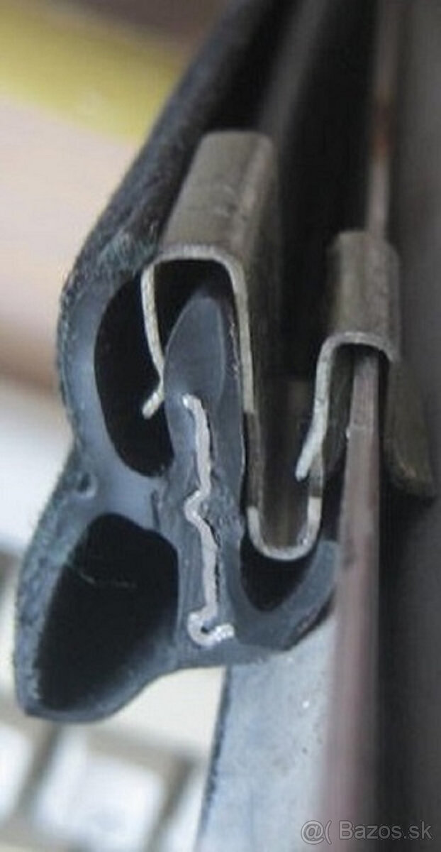 mercedes W123 spony sametky vonkajšie - 2