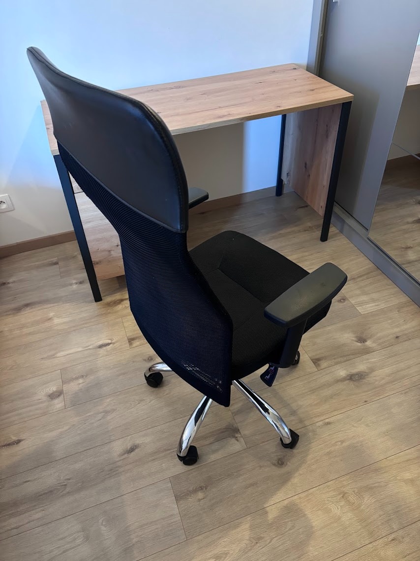 Kancelarska stolicka - 2