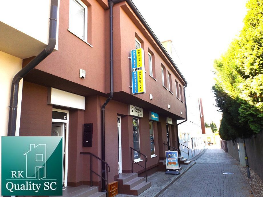 NA PREDAJ – polyfunkčný objekt v úplnom centre mesta Senec - - 2