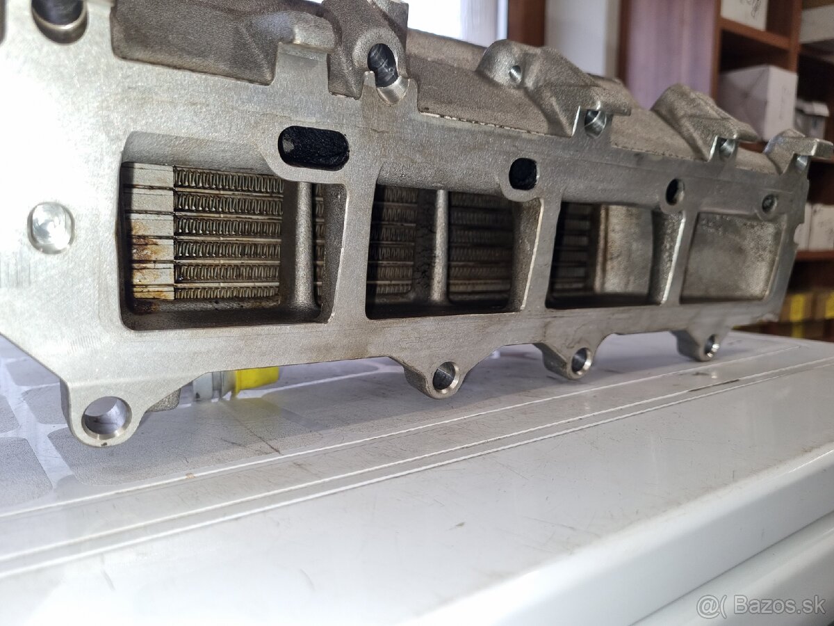 Sacie potrubie 2.0 BiTdi CUAA 03N129766C - 2