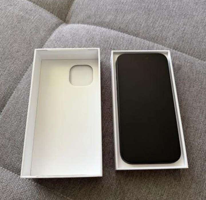 Iphone 15 128gb čierny - 2