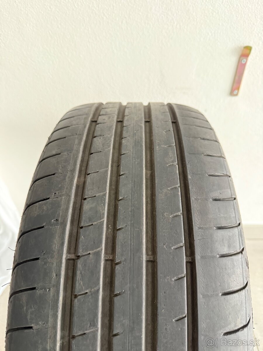GOODYEAR EAGLE F1 245/35 R20 - 2