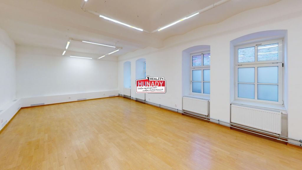 (73 m²) PRIESTORY NA PRENÁJOM V CENTRE SNV - 2
