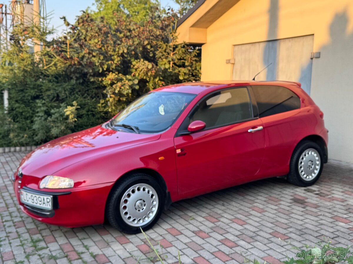 Alfa Romeo 147 - 2