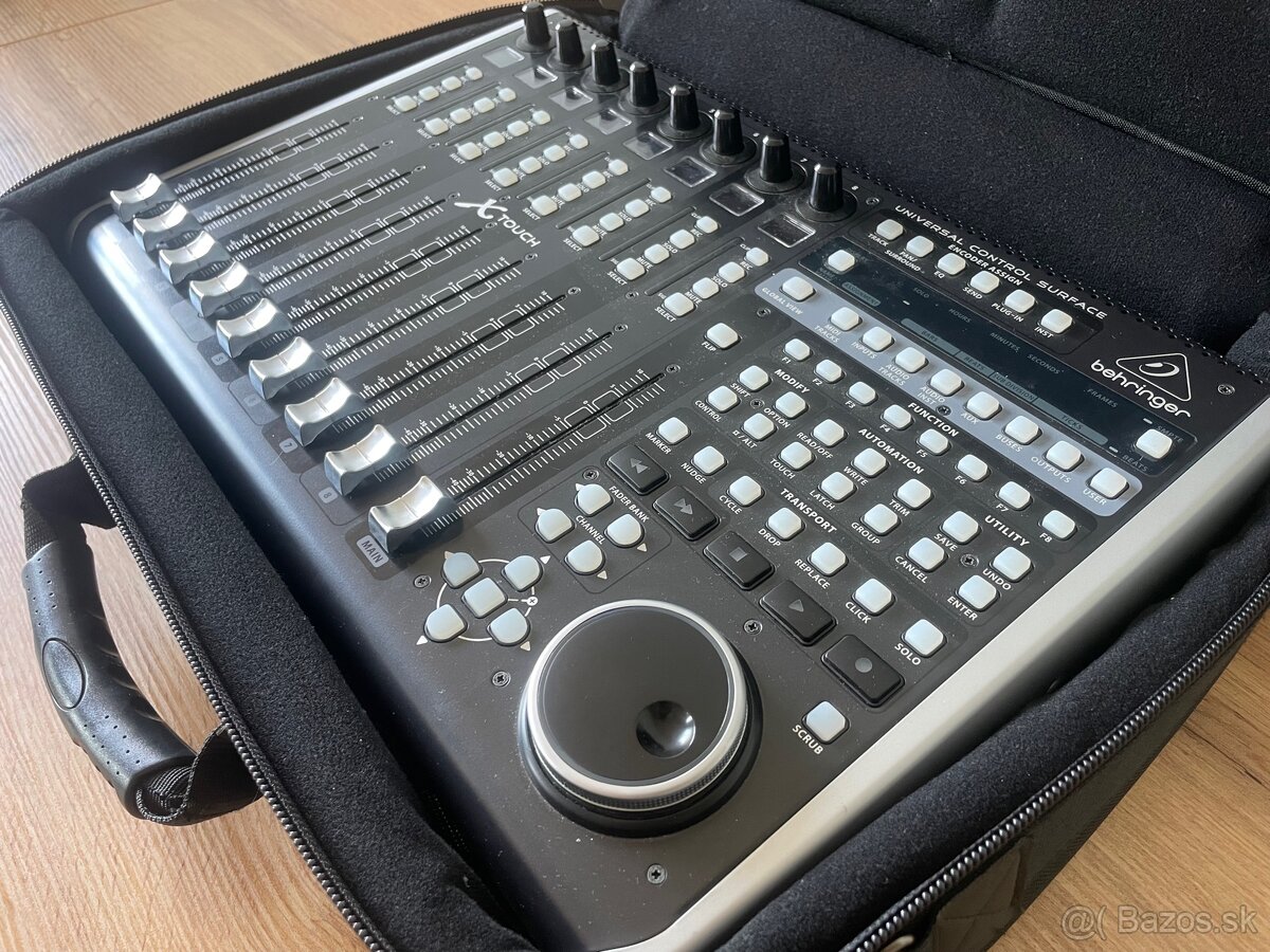 Behringer X-Touch - kontrolér - 2