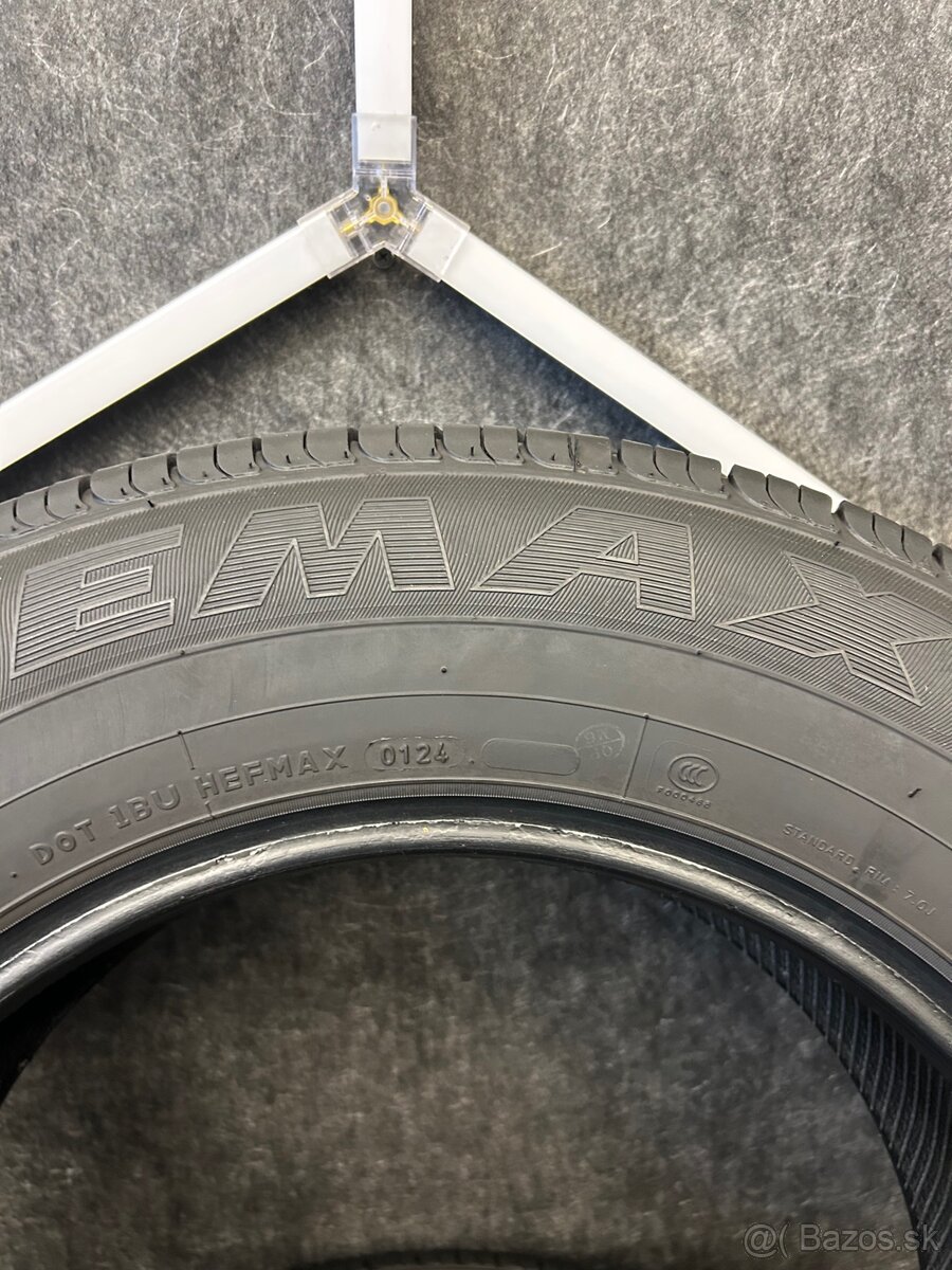 Letne pneumatiky 235/65 R17 - 2