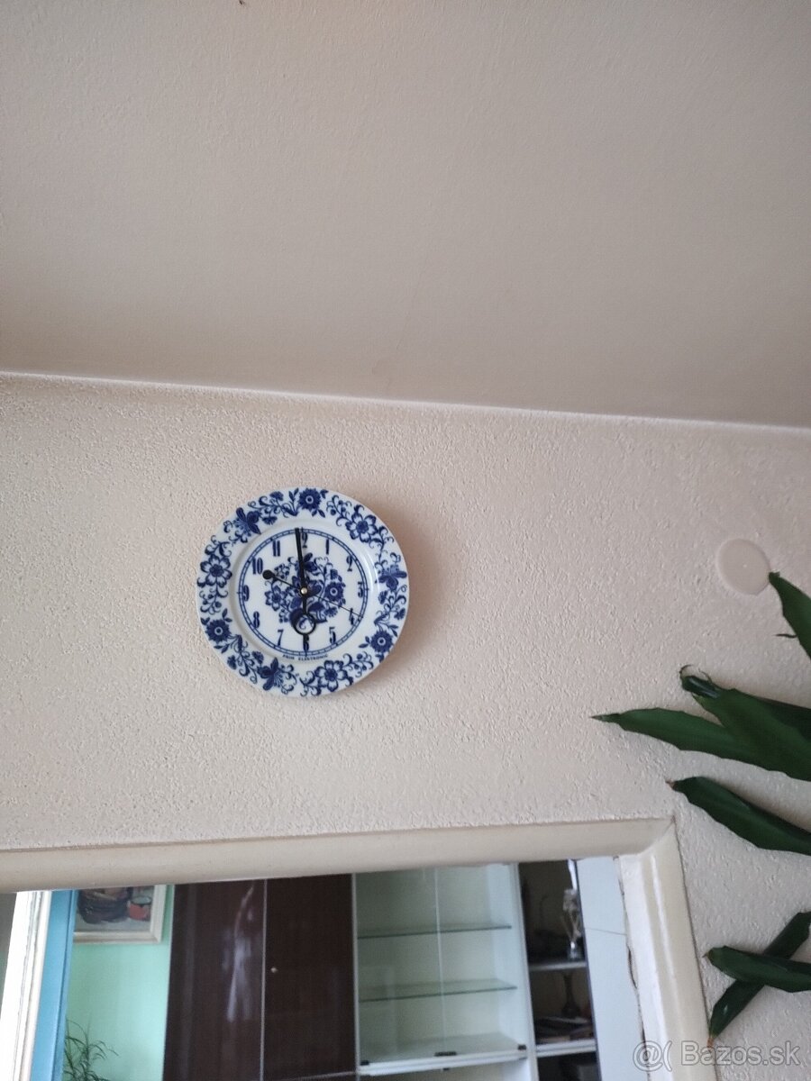 Starožitnosti nabytok - 2