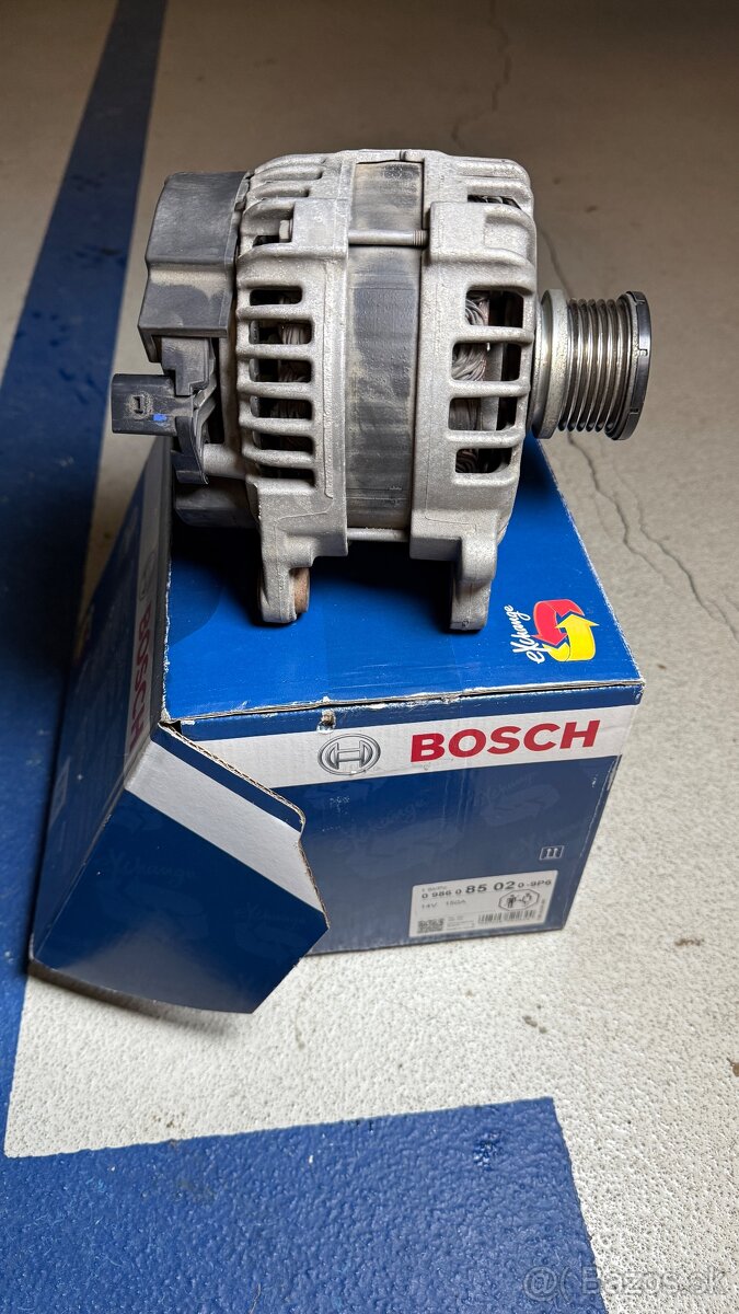 Alternátor/Audi a4B8/BOSCH - 2