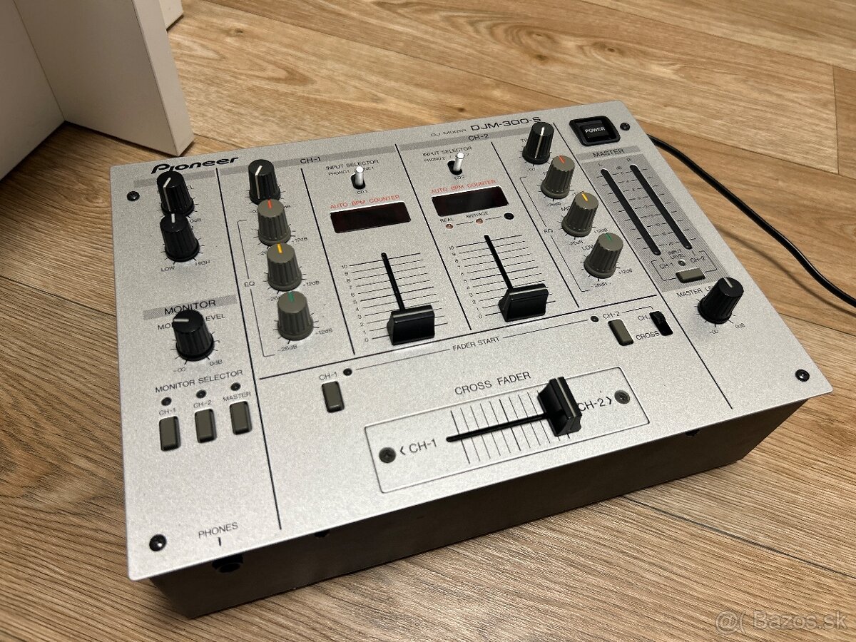 Pioneer DJM 300-S - 2