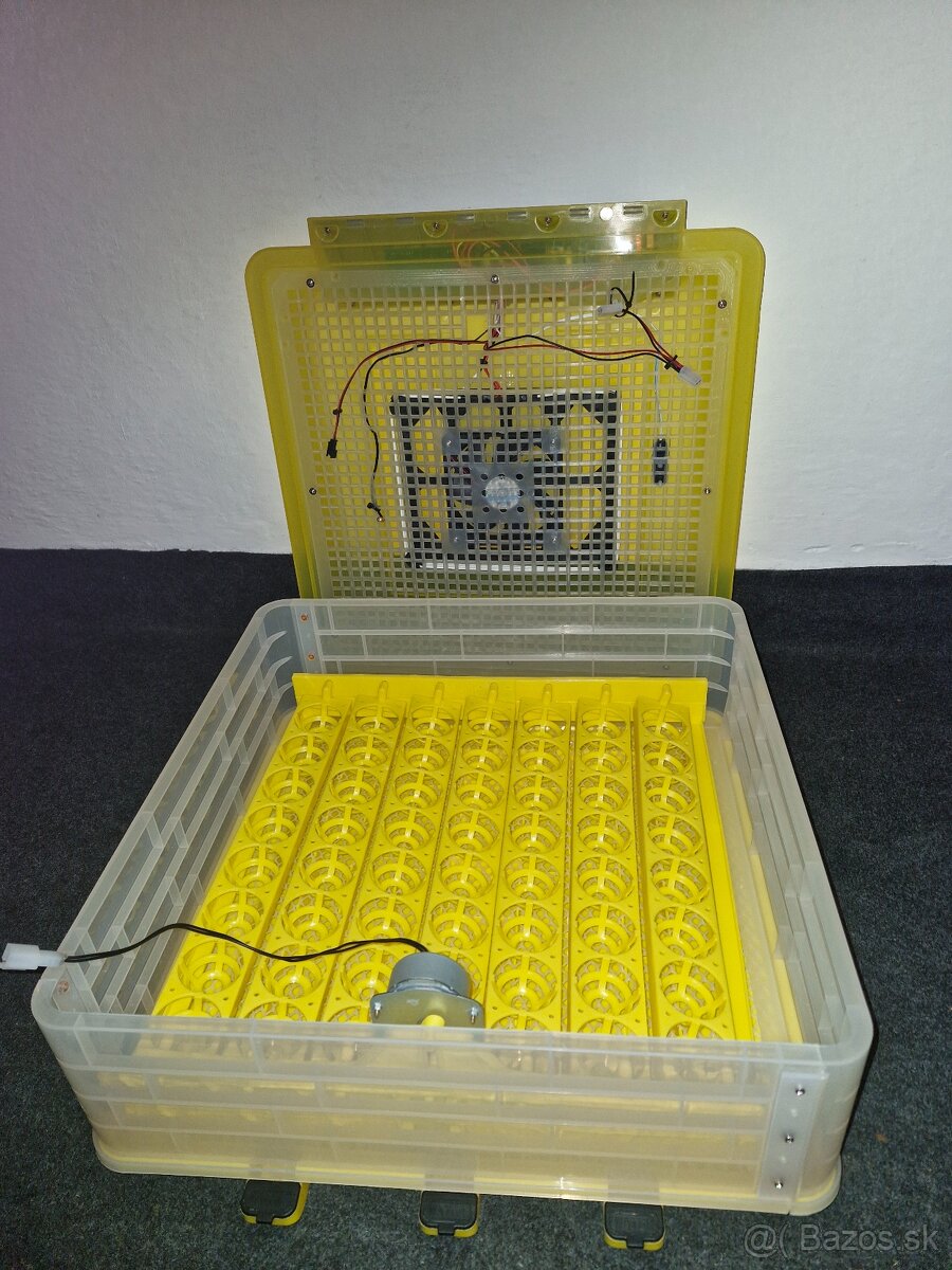 Liaheň na 112 vajec - 2