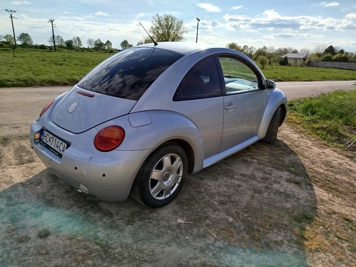 New beetle 1.6 benzín - 2