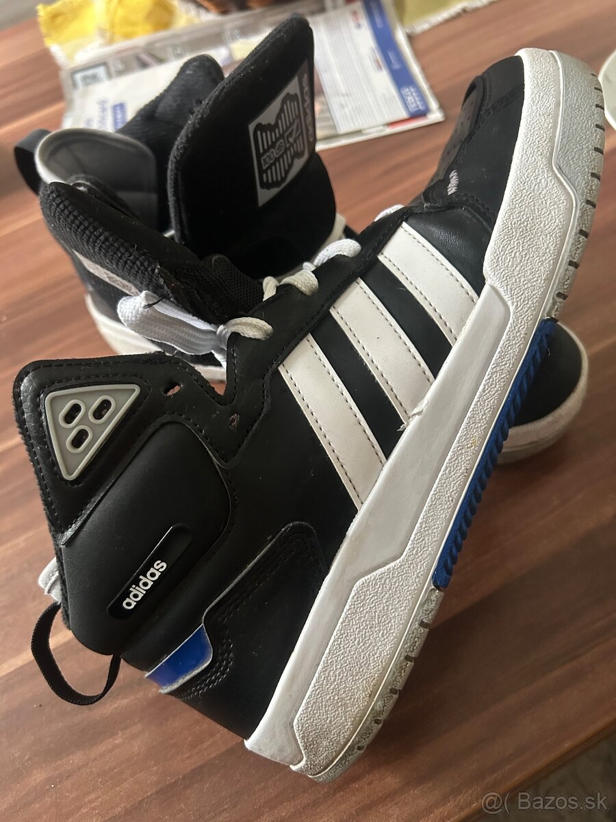 Adidas - 2