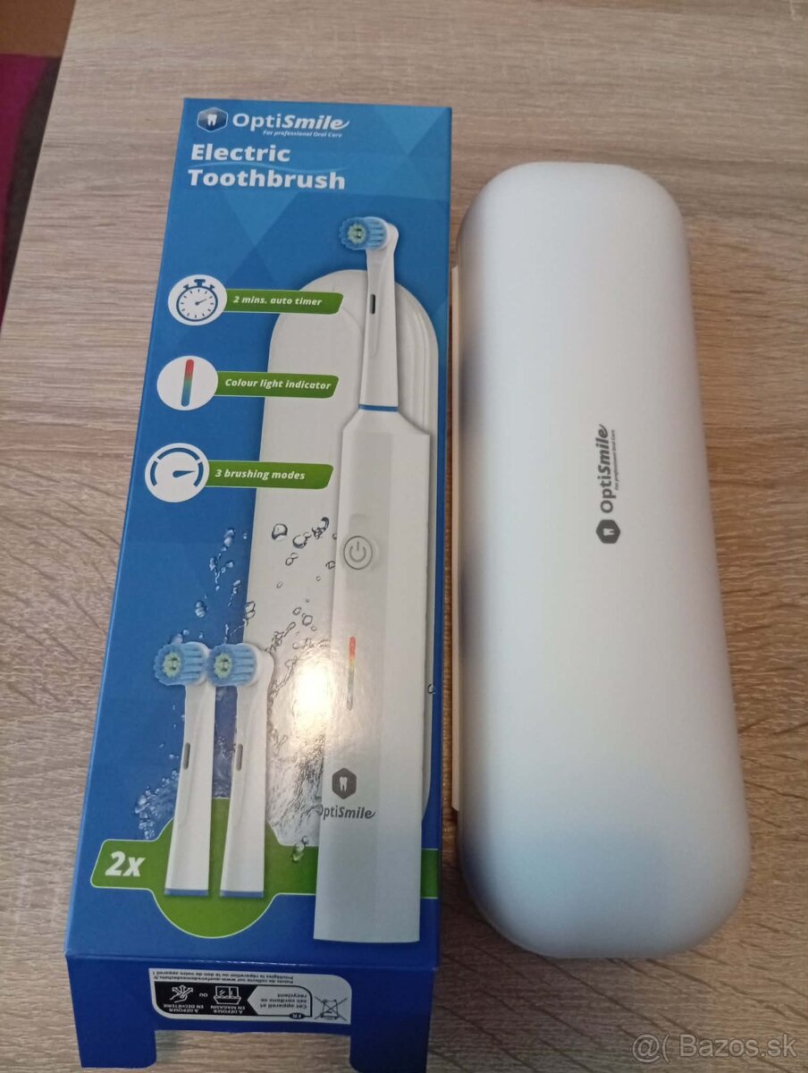 MODERNÁ ELEKTRICKÁ ZUBNÁ KEFKA..plus nástavce - 2