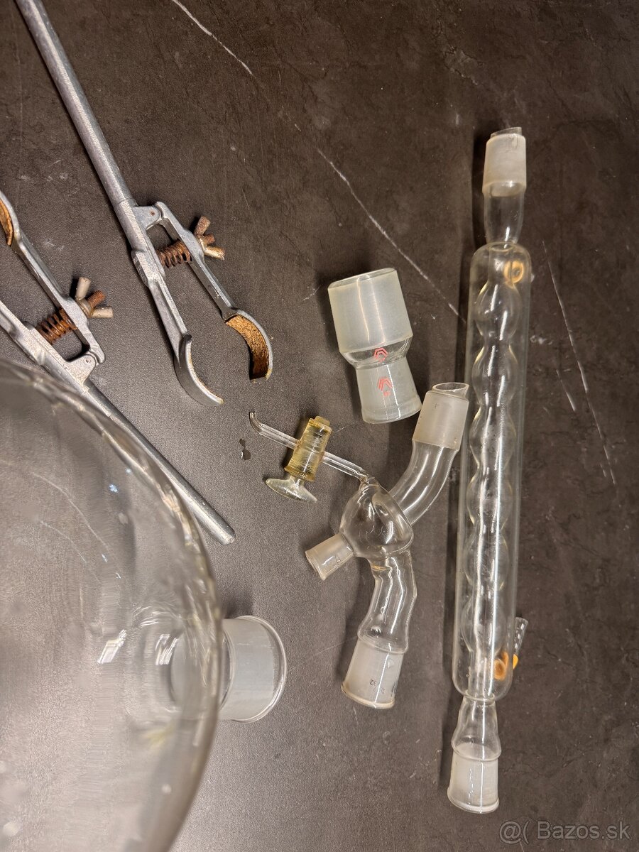 Destilacia, laboratorne sklo - 2