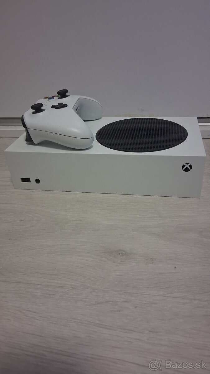 Xbox Series S 512gb + xbox one controller - 2