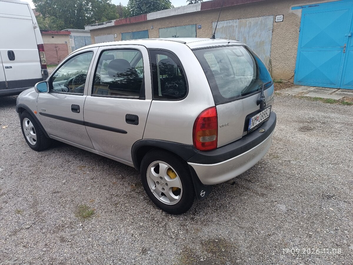 Opel Corsa B - 2