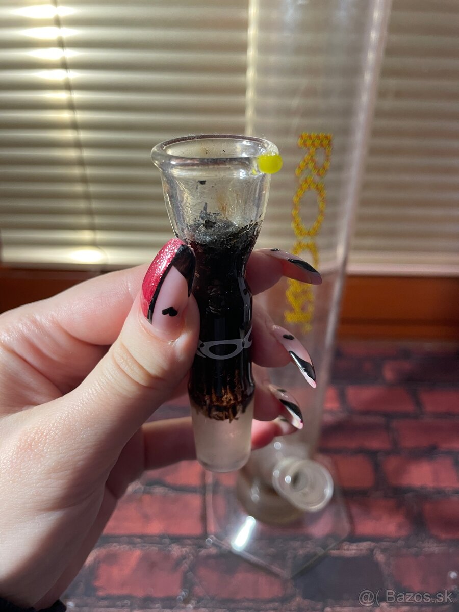 Sklený bong - 2