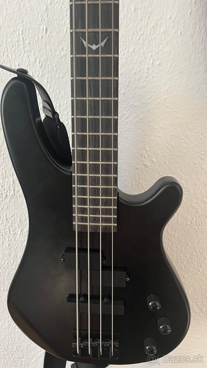 Bass gitara J & D 150 Special Bat Mark BKM - 2