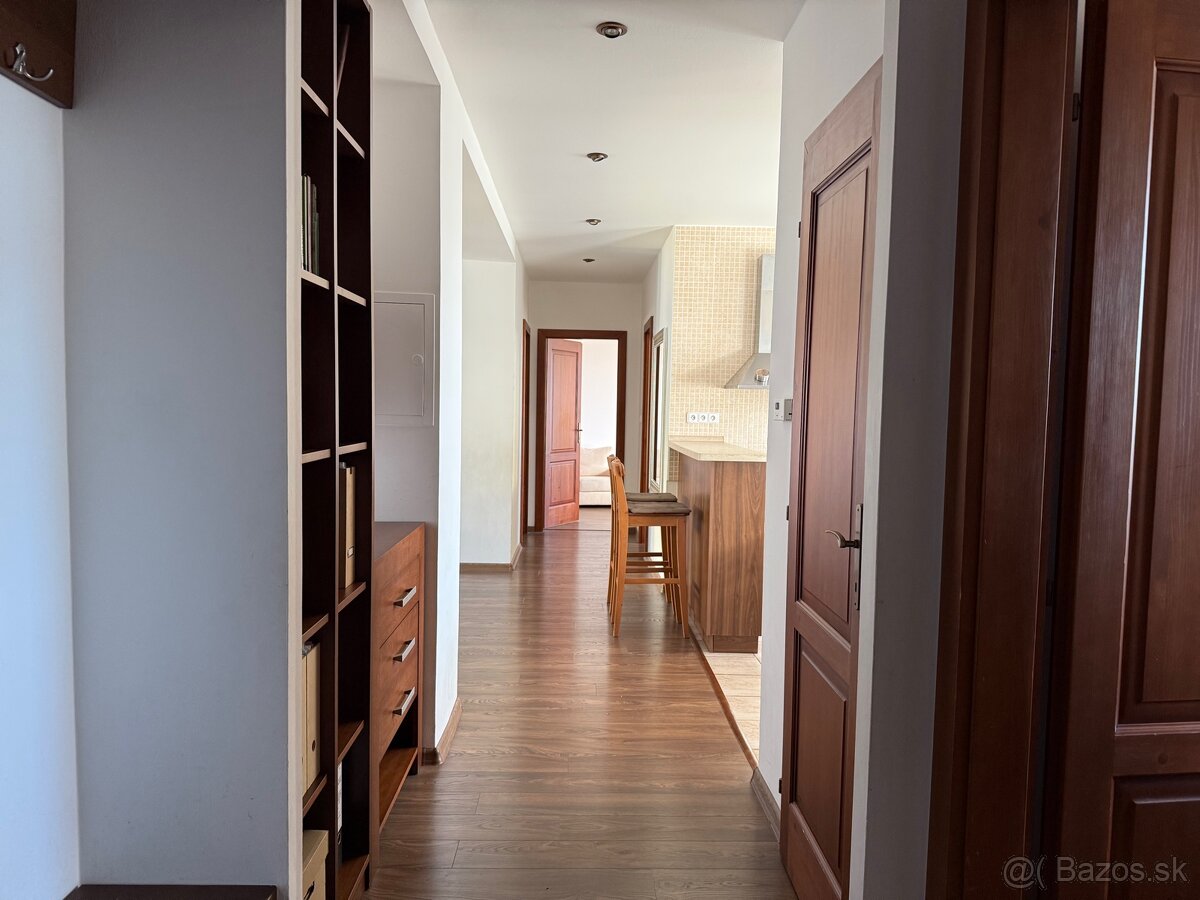 Jedinečný 3 izbový byt Staré Mesto 115m2 - 2