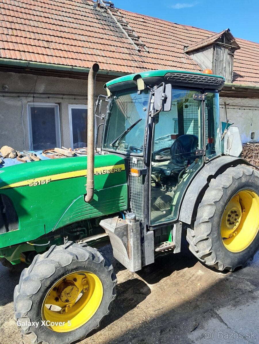 John Deere 5515 F - 2