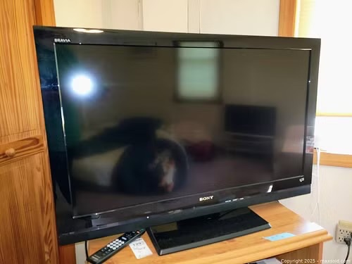 Sony Bravia Plasma TV 42 palcov - 2