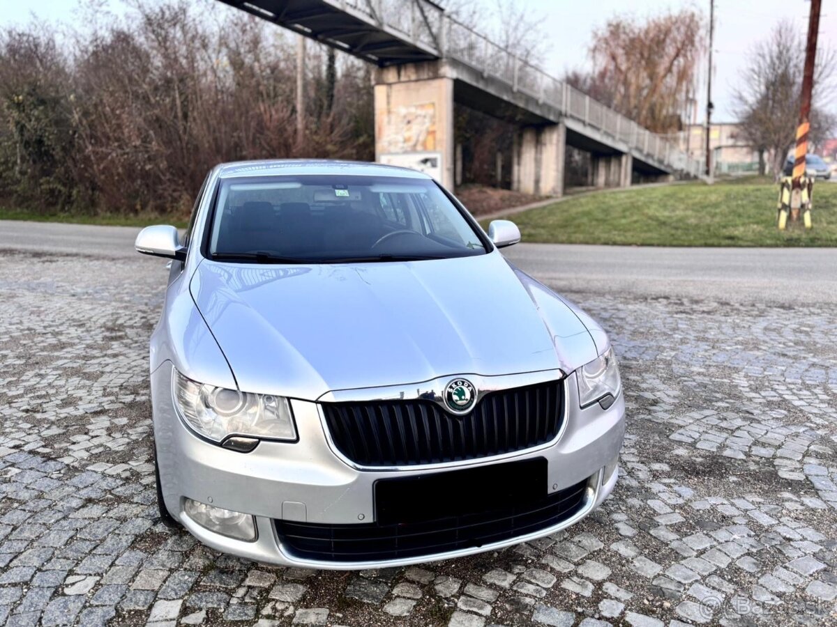 Škoda Superb 2.0TDI 4x4 Elegance - 2