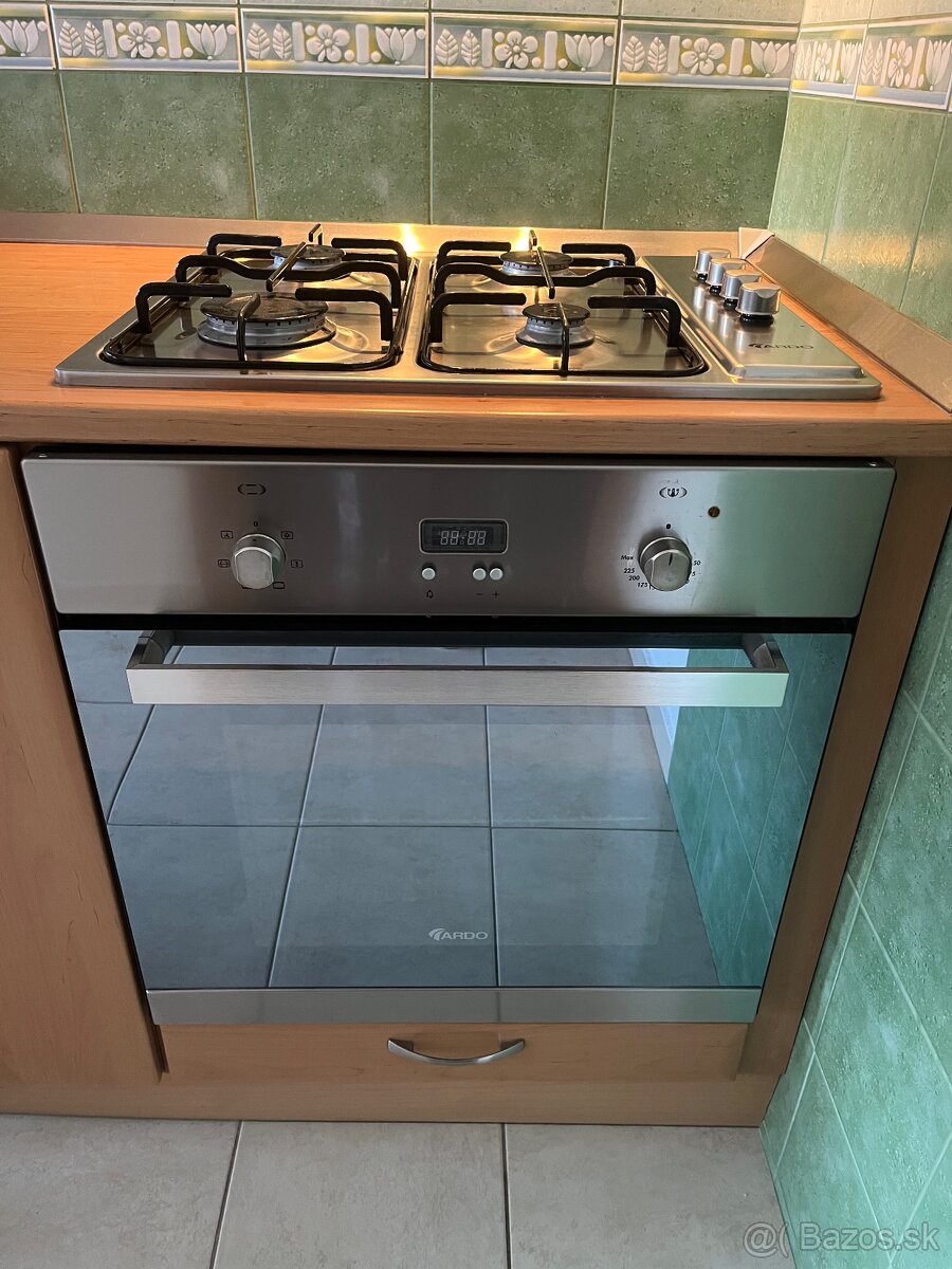 Predám vstavanú elektrickú teplovzdušnú rúru - 2