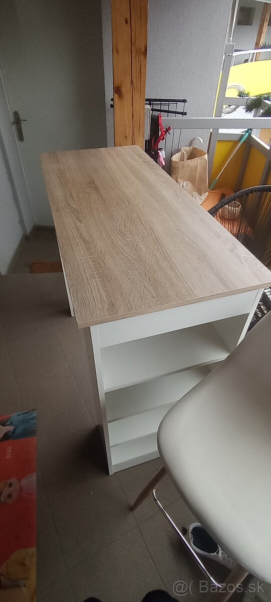 Barový pult s barovými stolickami - 2