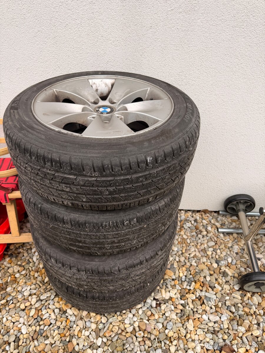 Elektróny BMW 1 - 2