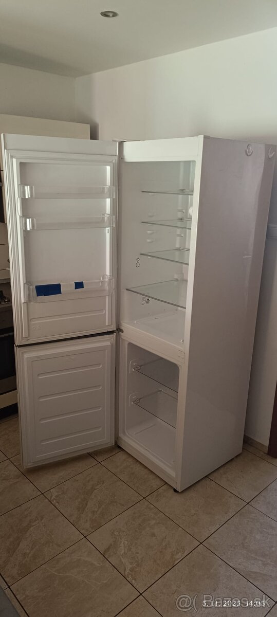 Chladnička s mrazakom - 2