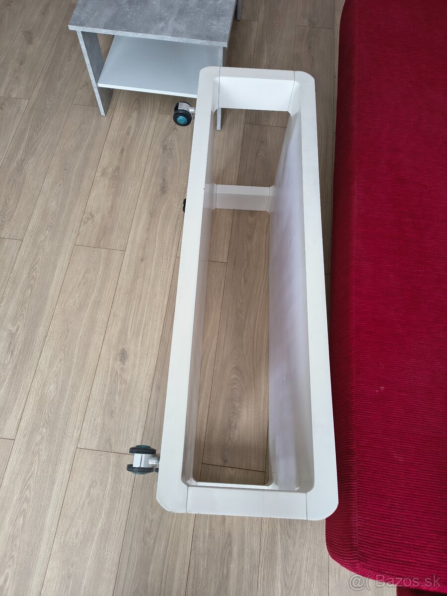 Predam konferencny stôl: - 2