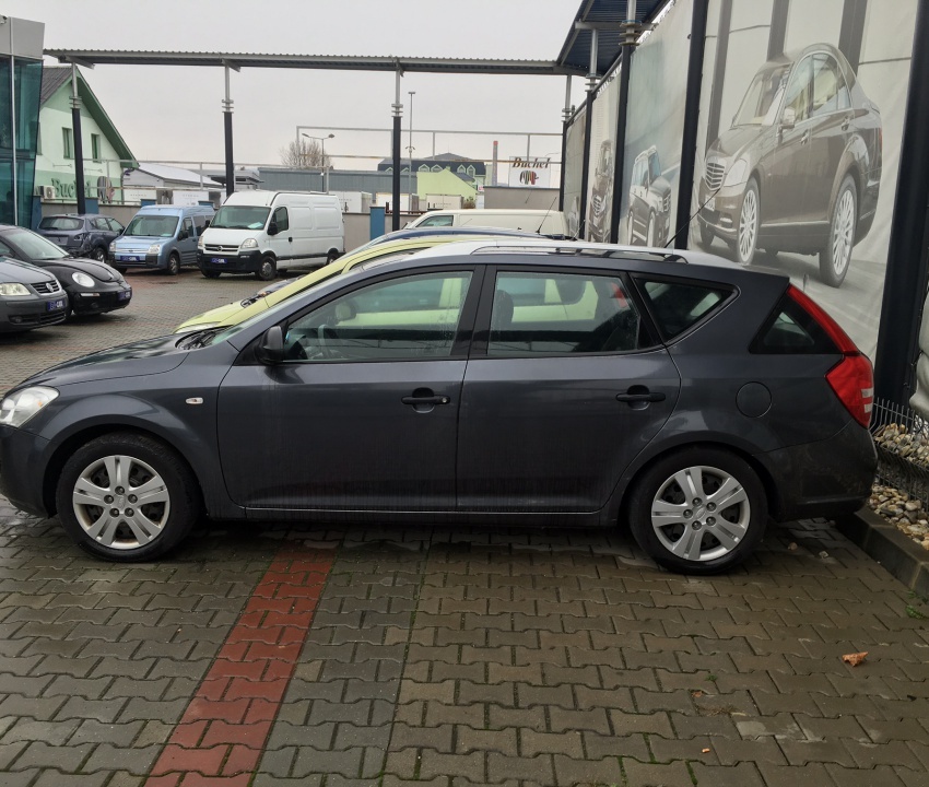 Kia Cee'd Sportswagon 1.6 CRDi SK ŠPZ - 2
