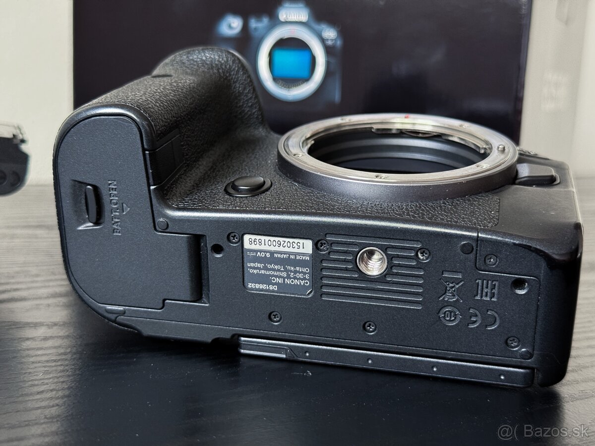 Canon EOS R6 - 2
