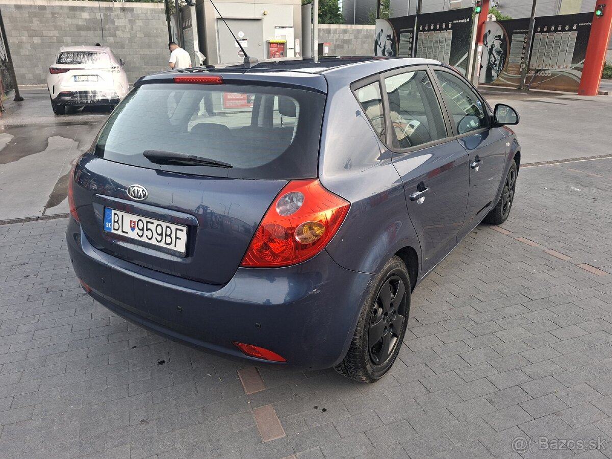 Predám kia ceed 1.6 92kw - 2