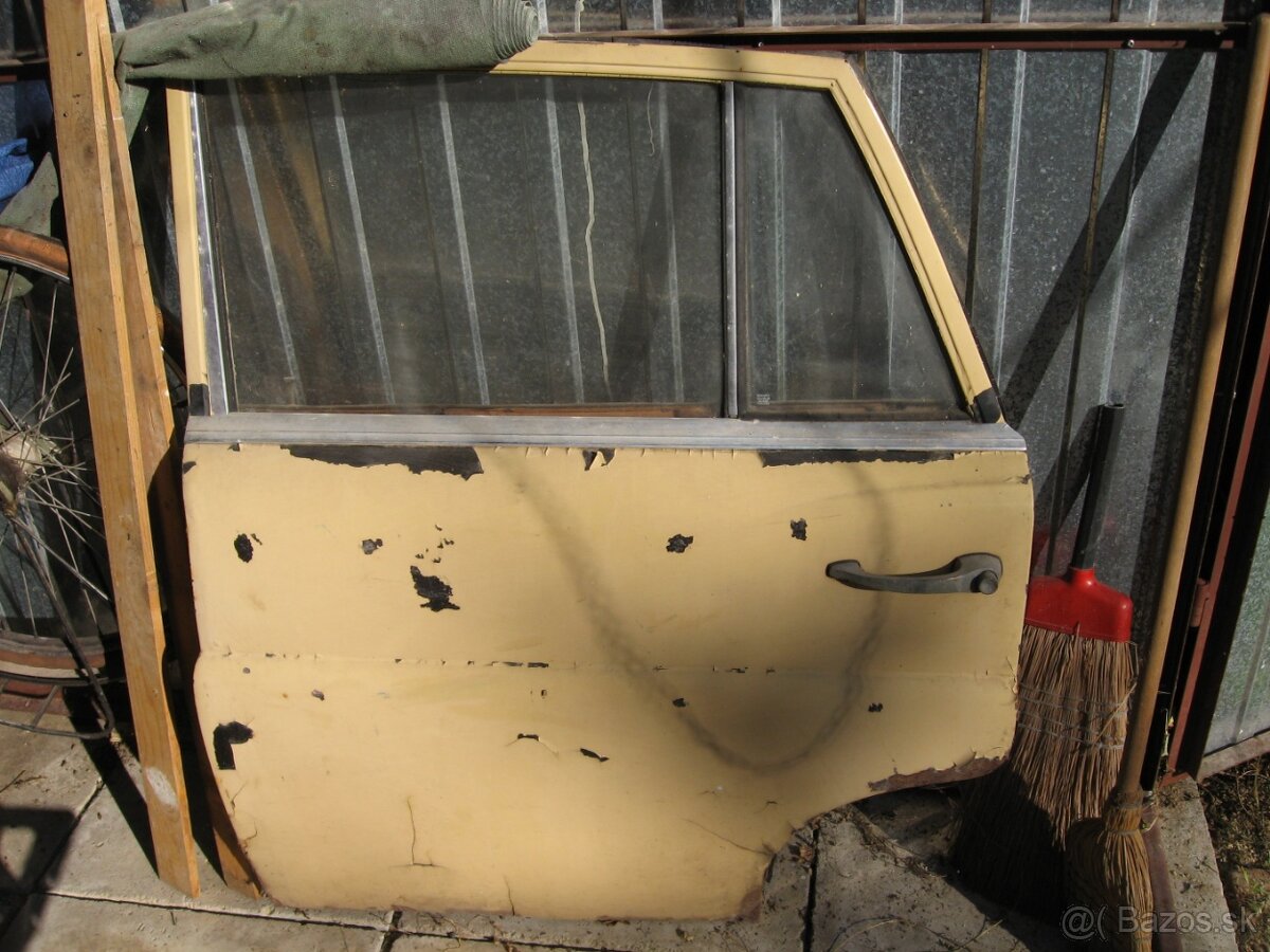 Mercedes Benz - 2
