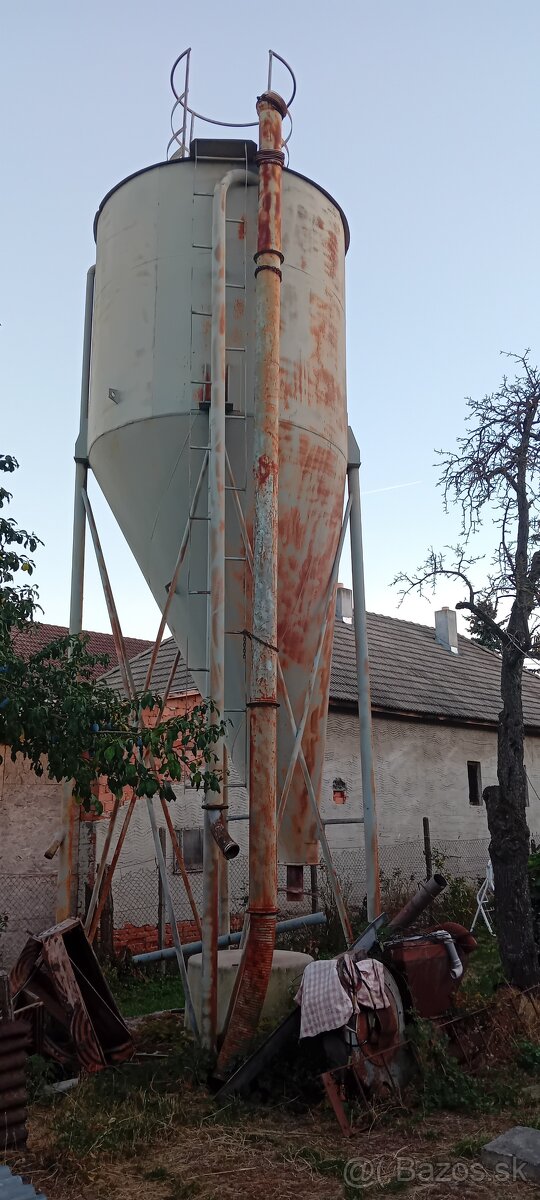 Silo na obilie - 2