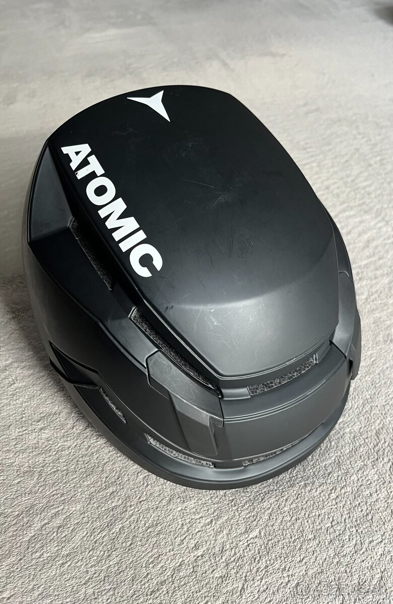Prilba Atomic Backland UL - 2