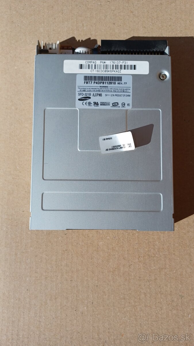 Compaq 176137-F31 1.44MB 3.5" Floppy - Samsung - 2