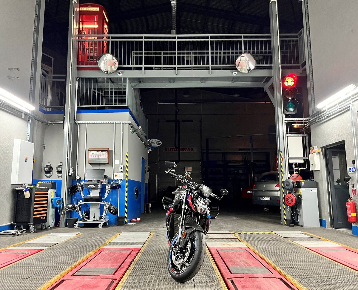 BMW M 1000 R - M Competition - 2