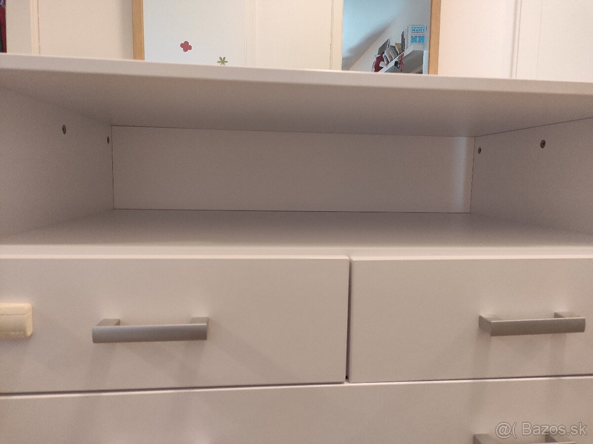 Komoda z Drevony - 2