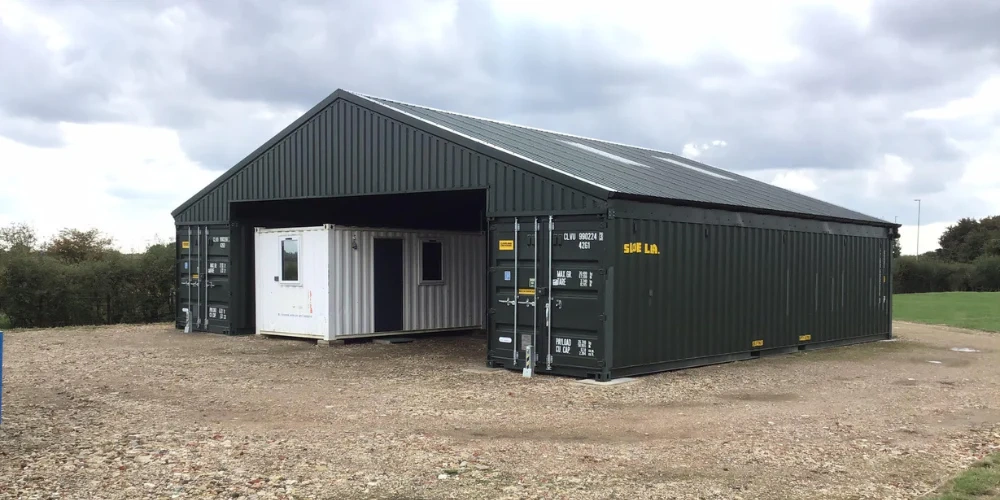 Skladové haly postavene na lodných kontajneroch - 2