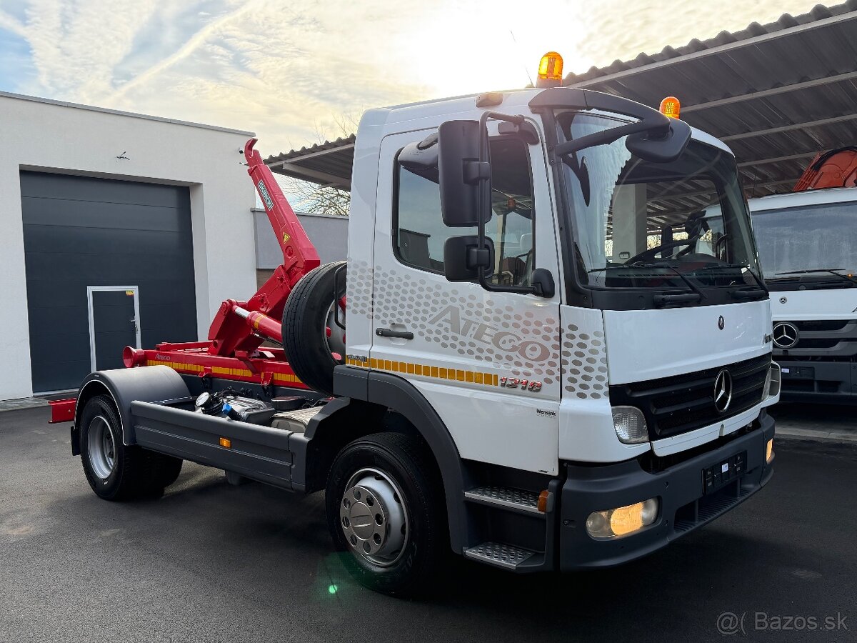 Mercedes Benz Atego 1218 hákový nosič kontajnerov - 2