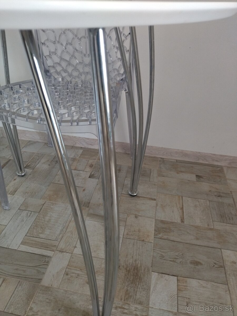 Kuchynský stôl - 2