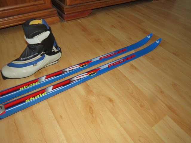 Predam bezkovy set,FISCHER,164 cm,SNS,c.37,supiny - 2