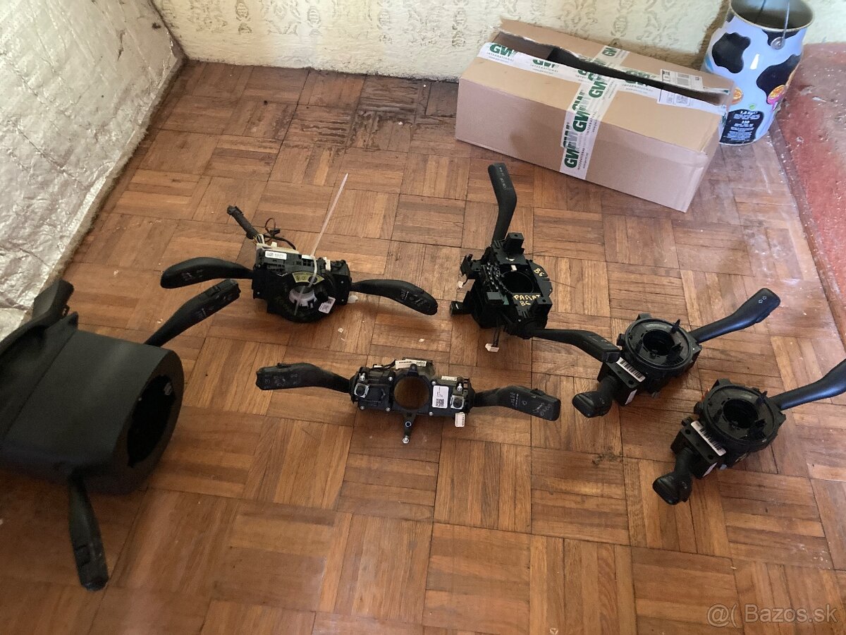 Páčka smeroviek a stieračov - 2