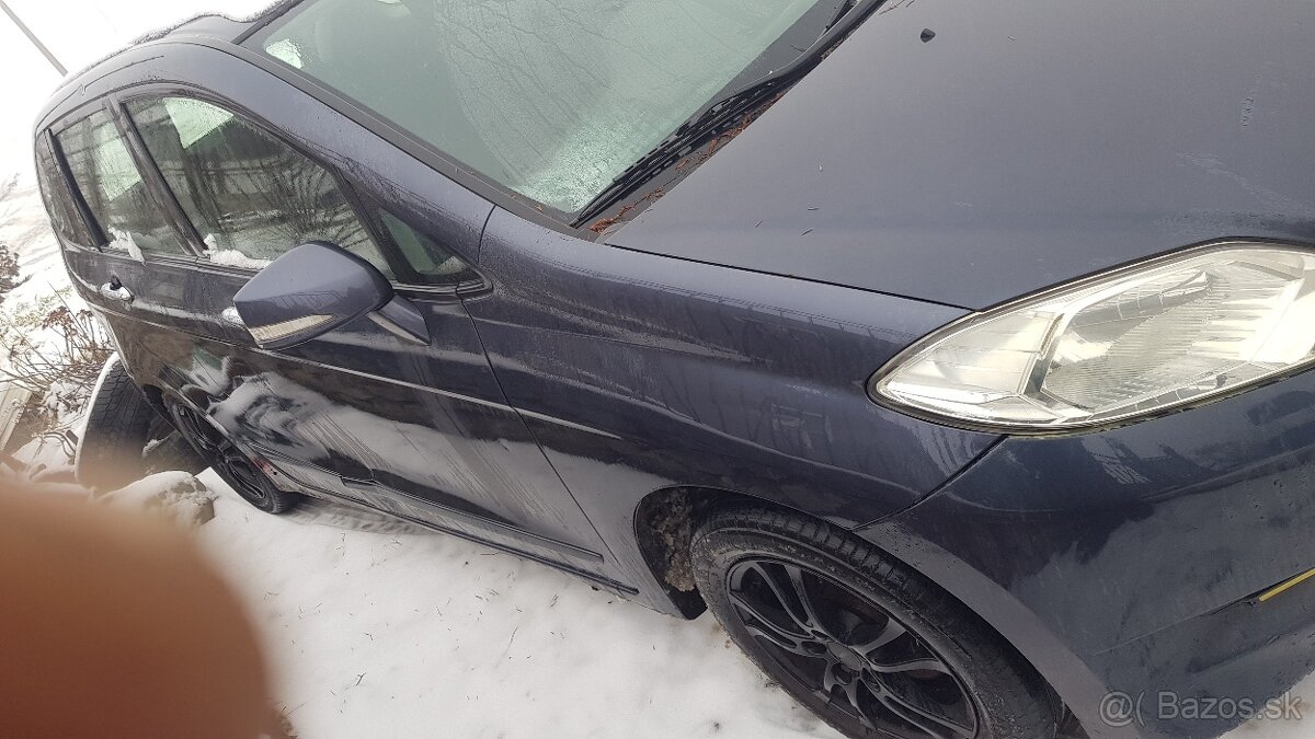 predám Honda fr-v - 2