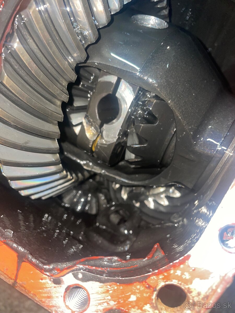 Samosvorny diferenciál bmw e46 - 2